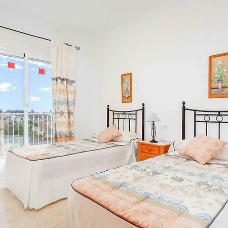 Βίλα Casa Rosa Κάλπε
