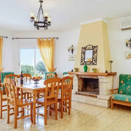 Casa Rosa * Κάλπε